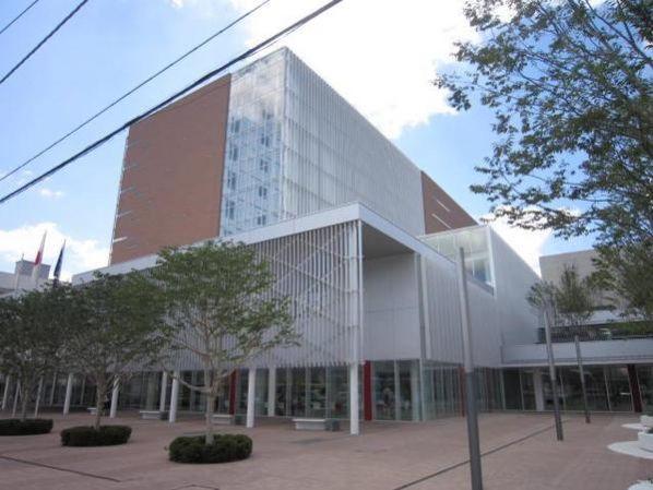 Government office. 510m until Machida City Hall