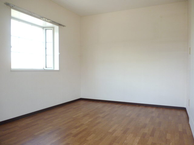 Living and room. Nanyang room