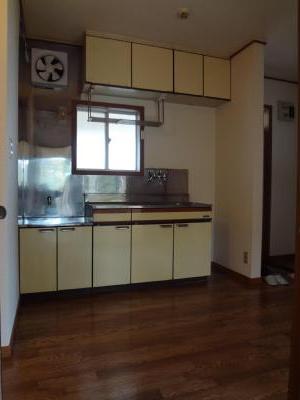 Living and room. DK6 Pledge