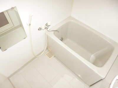 Bath.  ☆ Bathroom ☆ It comes with add cook ☆