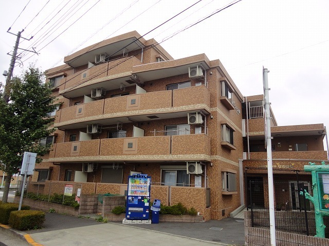 Building appearance. The first floor is a nursery school