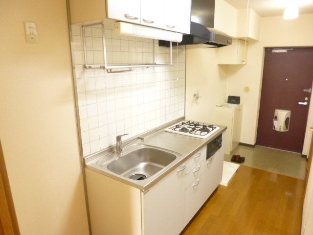 Kitchen. Two-burner stove kitchen