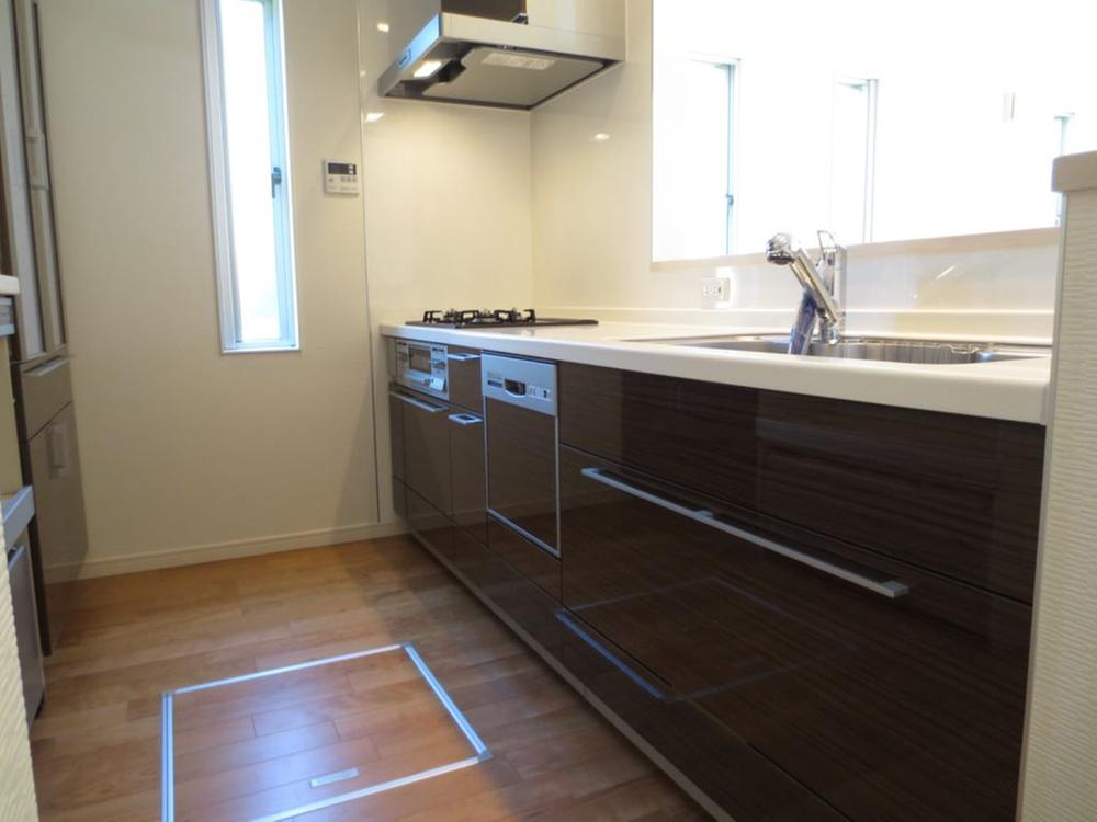 Kitchen. KT system Kitchen Dishwasher Water filter