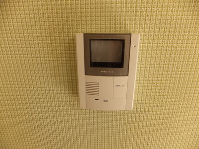 Security. ☆ With monitor interphone equipped ☆