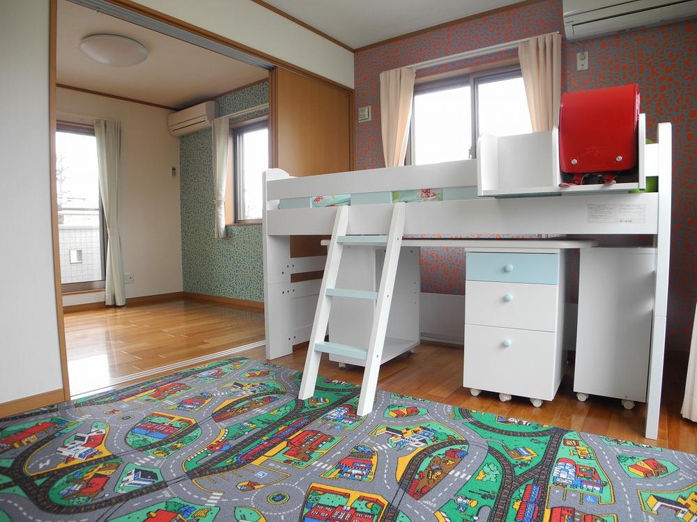 Building plan example (introspection photo). Western-style construction cases