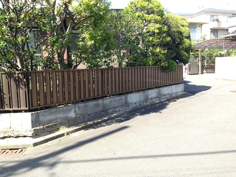 Local photos, including front road. Local (10 May 2013) Shooting