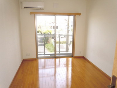 Other room space.  Sunny 