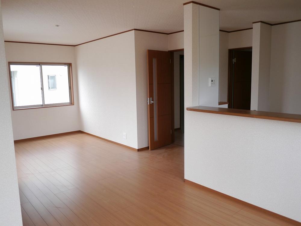 Same specifications photos (living). All room pair glass