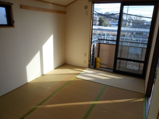 Living and room. Laid-back can be Japanese-style room