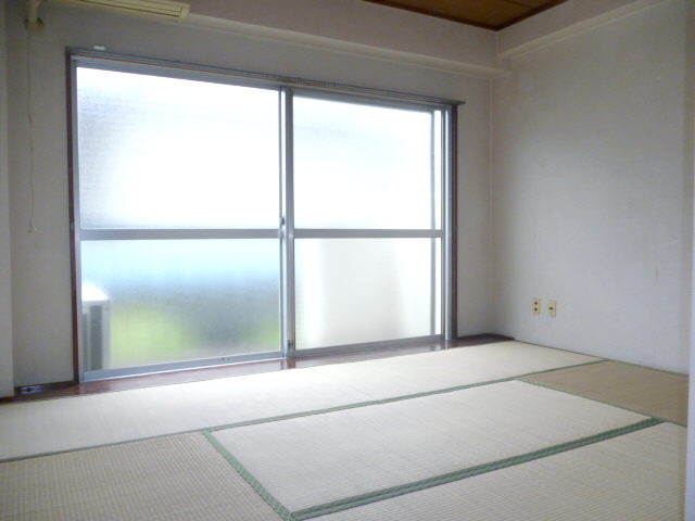 Living and room. Minami Japanese-style room