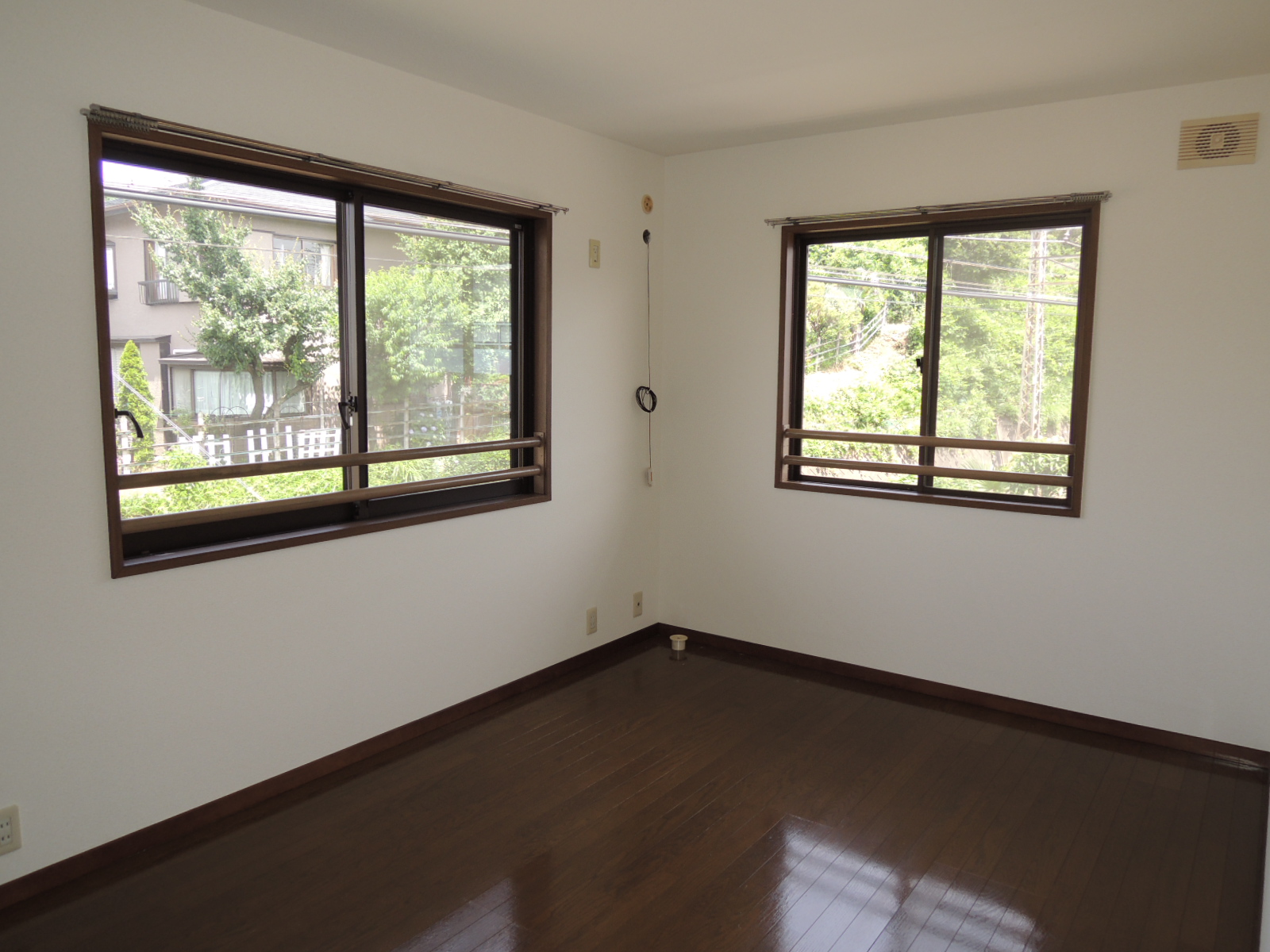 Living and room. North Western-style