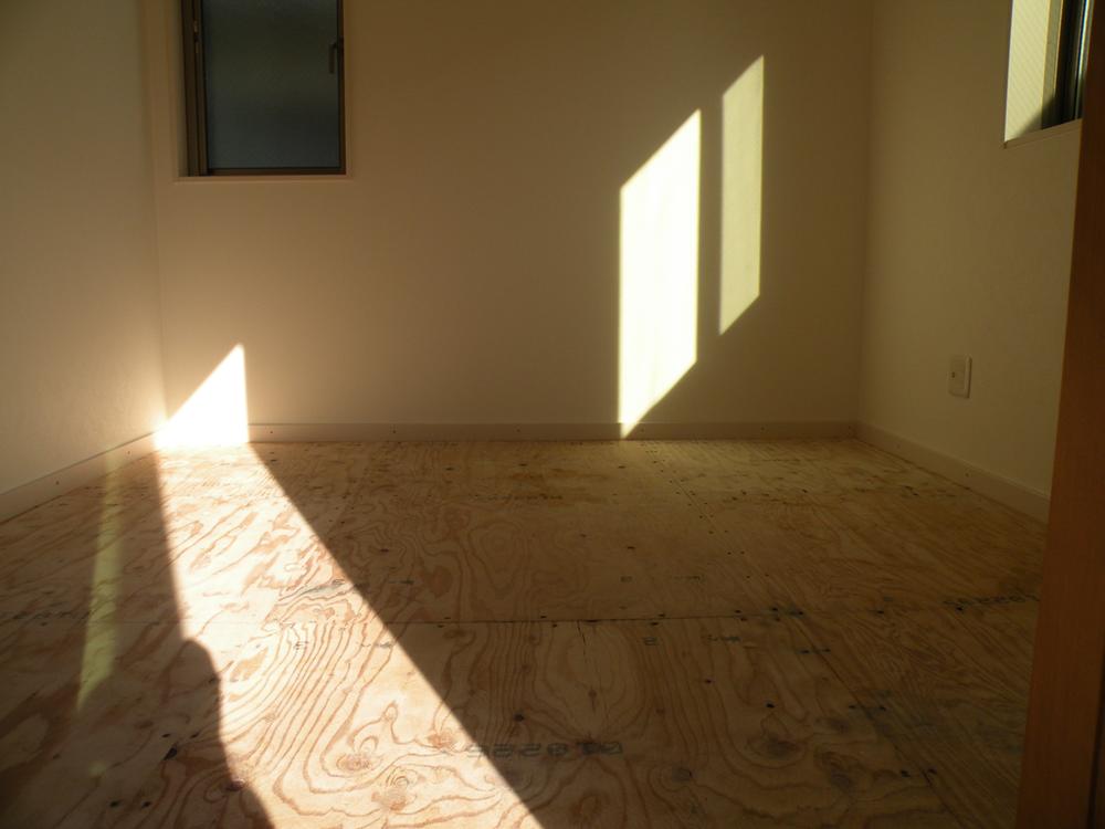 Other introspection. Indoor (September 2013) Shooting