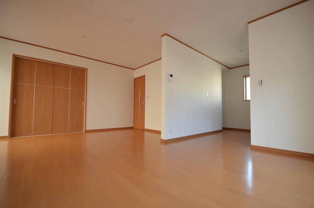 Living. Indoor (12 May 2013) Shooting 5 Building