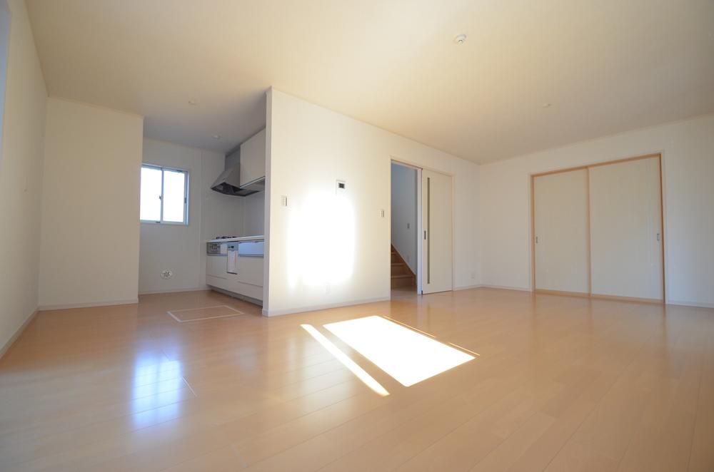 Living. Indoor (12 May 2013) Shooting 6 Building