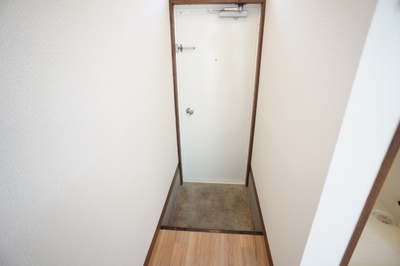 Entrance. Entrance space with a cleanliness