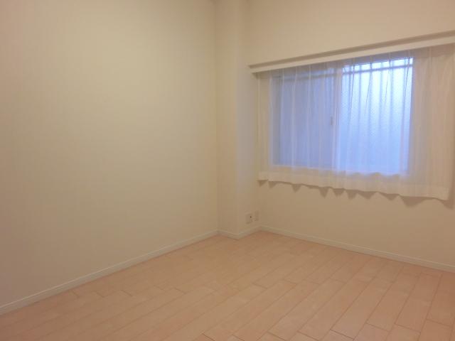 Non-living room