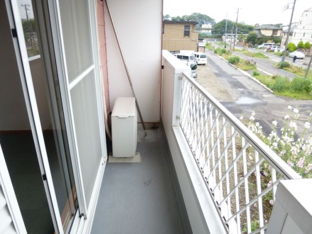 Balcony. ☆ Aihara a 1-minute walk from the train station ☆