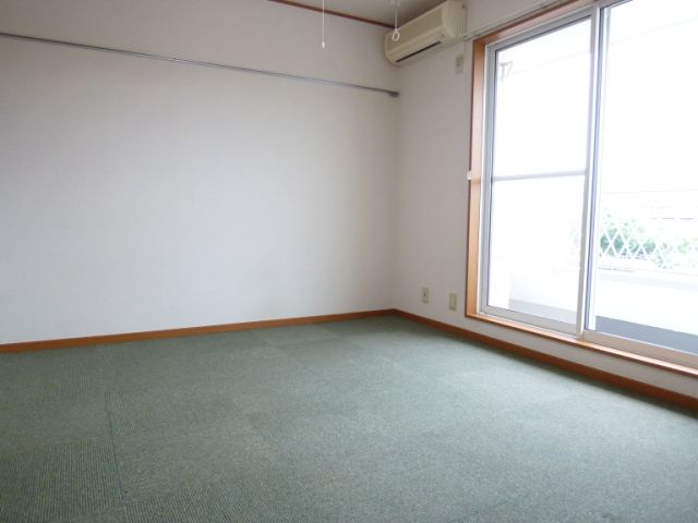 Living and room. ☆ Of floor heating with a carpet Western-style ☆