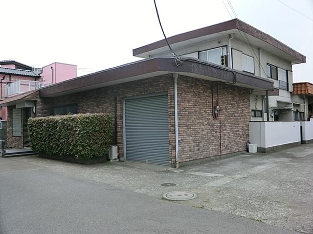 Hospital. 594m to Komuro clinic