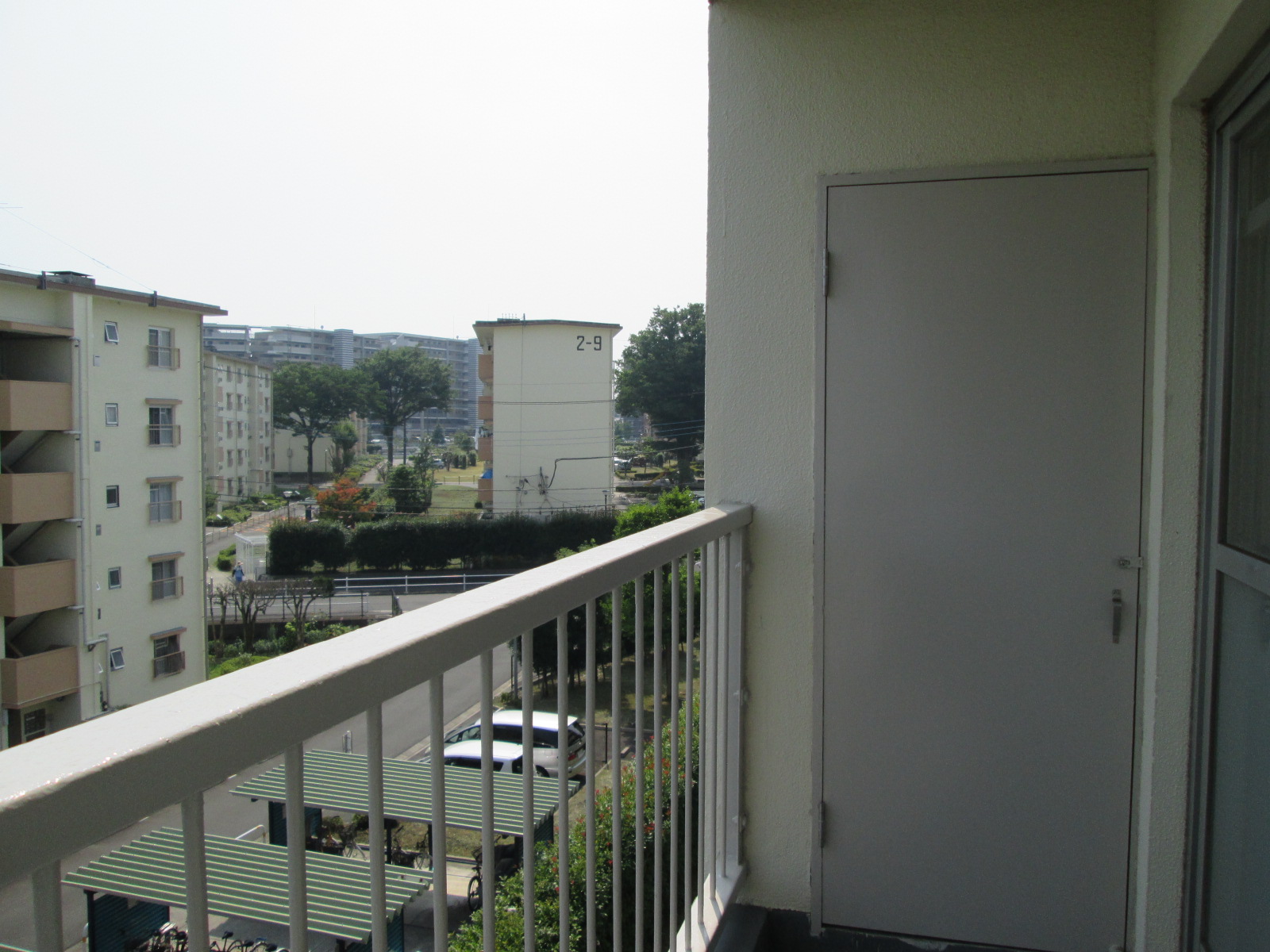 Receipt. A height balcony storage