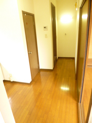 Washroom. There in the washing machine yard indoor