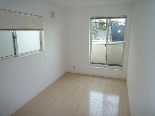 Non-living room. 2 Kaikyoshitsu