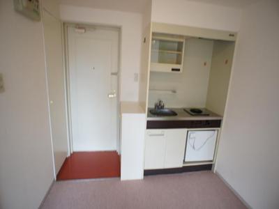 Kitchen. Cleaning is also simple IH cooking heater s peace of mind without the use of fire