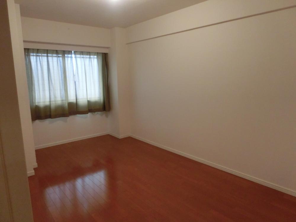 Non-living room