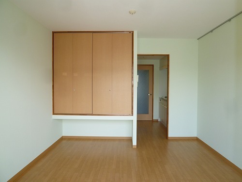 Living and room. Happy to clean flooring