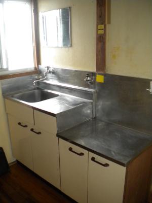 Kitchen. Kitchen table