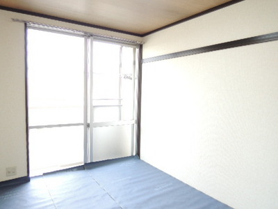 Living and room. Soothing Japanese-style room, It is also ideal for raising children