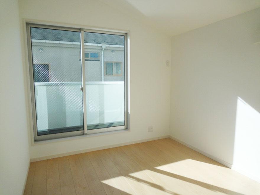 Non-living room. Building 2