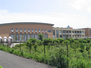 Primary school. Koyama months hill to elementary school (elementary school) 933m