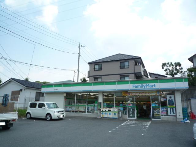 Convenience store. FamilyMart About 590m until the (convenience store) 590m
