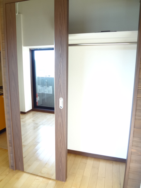 Receipt. With full-length mirror ☆