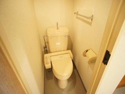 Toilet. Since the bus toilet by, every day, Comfortable Toilet