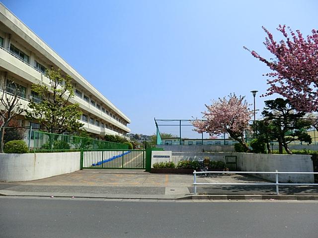 Primary school. 1524m until Machida Municipal Finance Elementary School