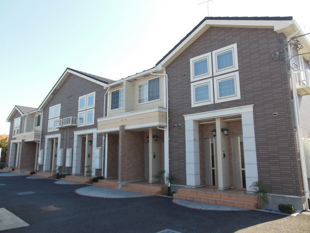 Building appearance. No renewal fee property