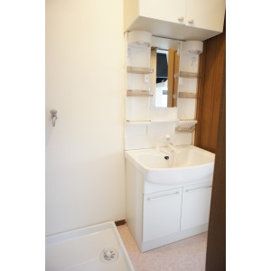 Entrance. Entrance * cupboard