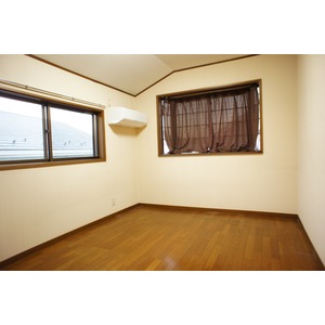 Washroom. Wash basin, Washing machine Storage