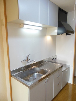 Kitchen. Gas stove installation Allowed