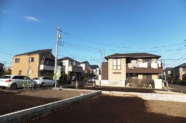 Local appearance photo. 5 Building will be in 3 directions land properties. Per yang, Ventilation, Please check your sense of openness by all means in the field.