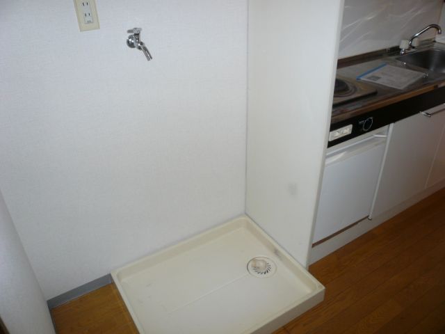 Receipt. Indoor Laundry Storage