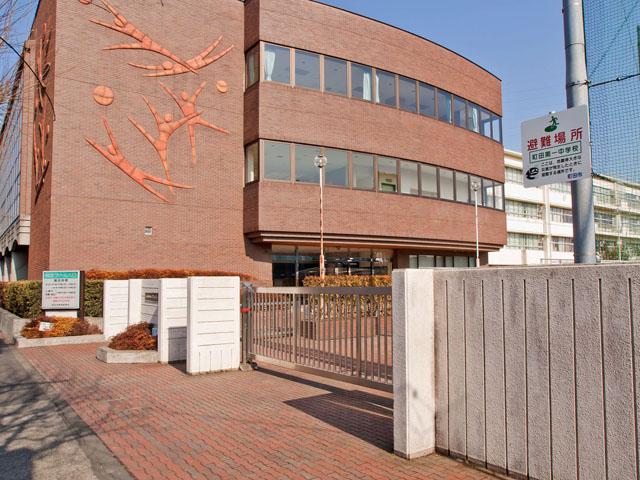 Other local. Machida Municipal Machida first junior high school Distance 1200m