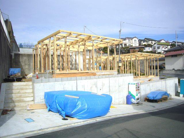 Local appearance photo. 1.2 Building Under construction
