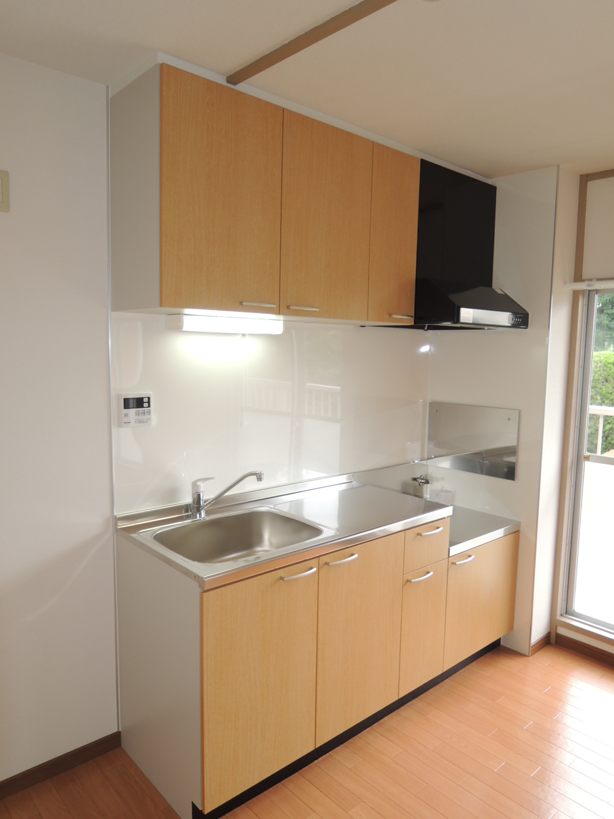 Kitchen. Gas stove installation Allowed