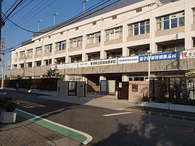 high school ・ College. Machida High School (High School ・ NCT) to 381m