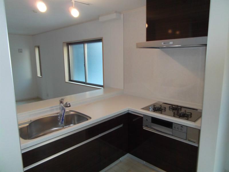 Kitchen. 7 Building Indoor (12 May 2013) Shooting