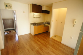 Living and room. Dining kitchen 6 Pledge