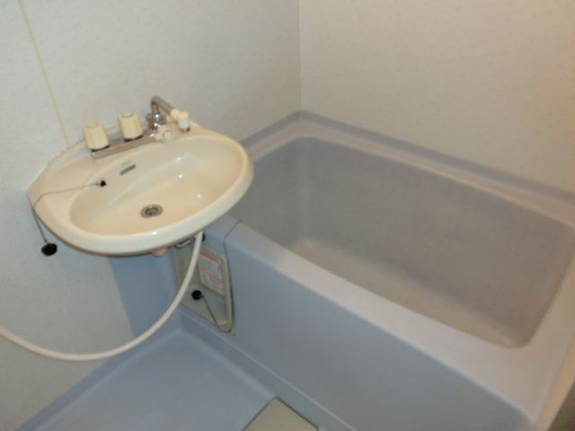 Bath. This bath was loose!